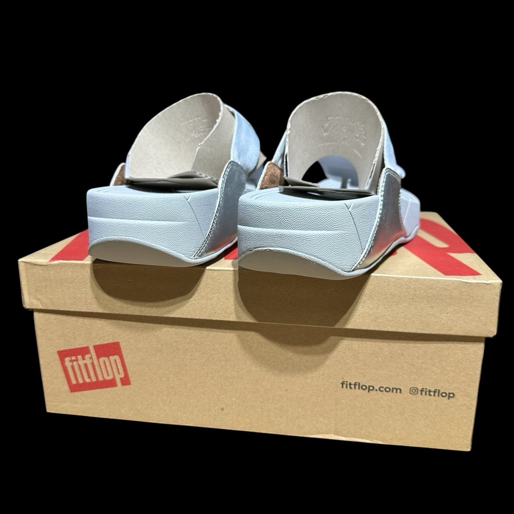 FitFlop Walkstar Toe-Post Sandals Flip Flops Silver Size US 8.5 / EUR‎ 40 - NEW - Picture 3 of 6